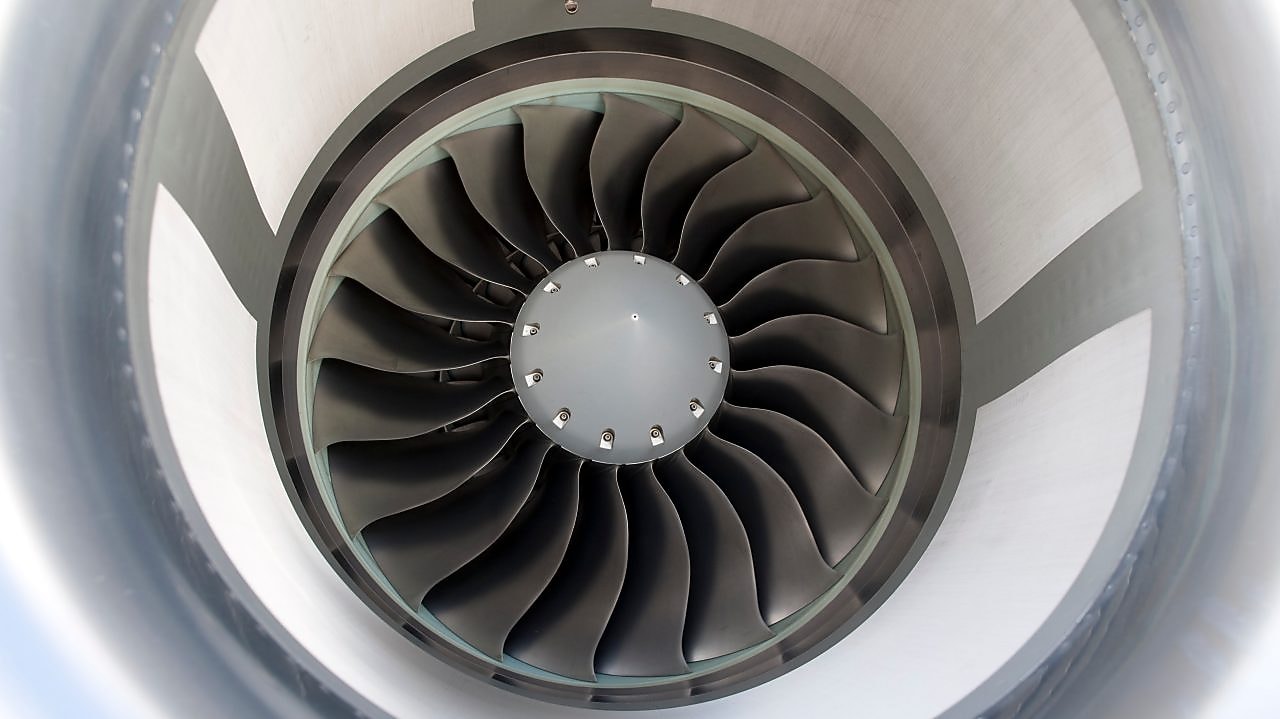 Aviation Falcon 7X Engine, Rotterdam